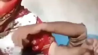 Pathan fucks his neighbor’s wife in Pakistani sex MMS