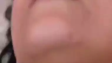 Gigolo bangs a desi Indian MILF in desi sex MMS