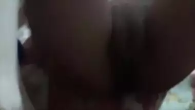 Haley Hill In Mey Ne Apni Bhabhi Ko Raat Me Bed Par Sola Ke Khub Choda