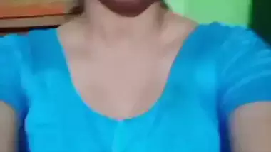 Innocent milk tanker bhabhi stripping blouse and in-skirt