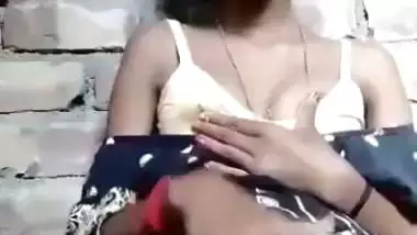 Desi nude girl fucks her pussy with a plastic bottle