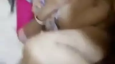 Fat Indian aunty fucked hard by house owner viral MMS