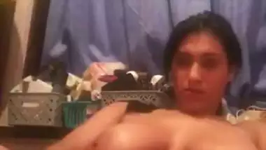 Nude MMS of a horny girl fucking her pussy with a dildo