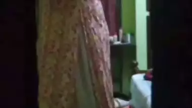 Mom wearing nighty after showing naked boobs