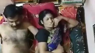 Mature Indian couple fucking video online