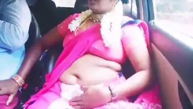 Indian car sex. beautiful saree housewife with boyfriend cheating romance. Telugu dirty talks. Sex story.