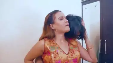 Newly married couple enjoyed hardcore sex in the early morning