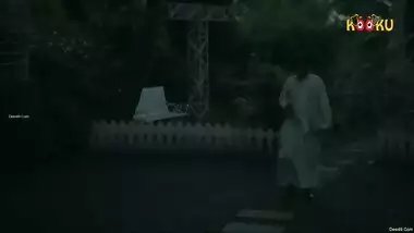 Indian movie is recommended for people liking sex and horror